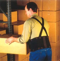 belt-belt-on-man-lifing