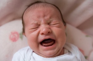 colic-crying-baby-2